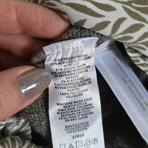 LOFT merino wool blend sage dusty green layered sweater Sz M - Picture 3 of 8